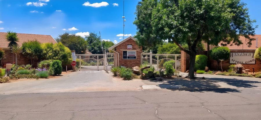 2 Bedroom Property for Sale in Fleurdal Free State